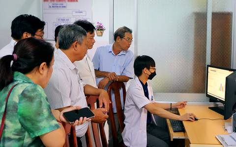Y tế Cần Thơ bứt phá 2026: Cuộc cách mạng bệnh viện không giấy tờ và kỷ nguyên khám bệnh thông minh 1 vinhongtto 17586000454822057238226 155 55 1097 1562 crop 17586001025401647128590